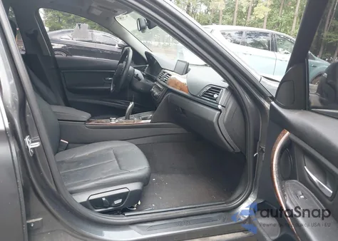 2013 BMW 328I xDrive z USA, uszkodzony, nr VIN WBA3B5C55DF590501